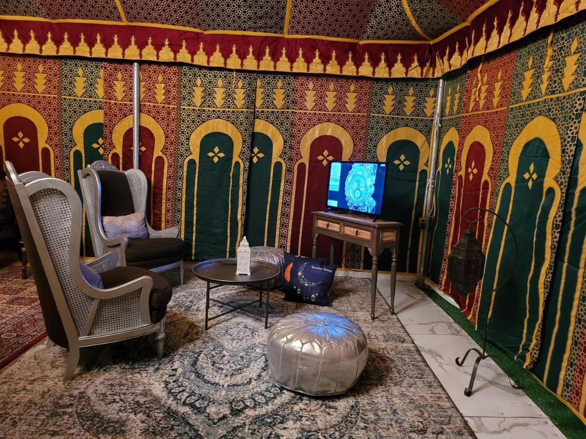 Magical Moroccan Tent With Pool Close To The Beach Fort Pierce Ngoại thất bức ảnh